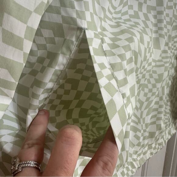 VOLCOM Earth Tripper Windbreaker II, Sage Green, Water Repellant, Packable, M - Picture 7 of 16